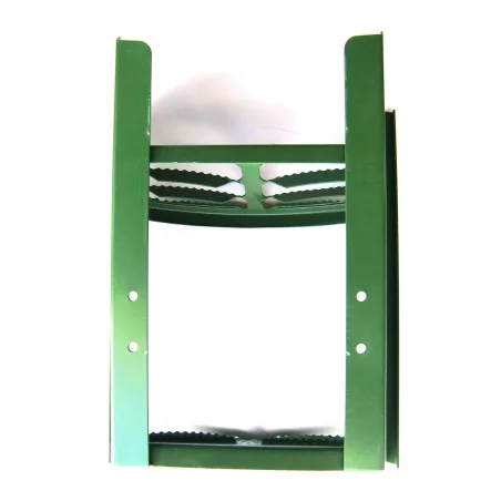 Step for John Deere 6000 series tractor