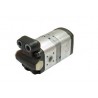 POMPE DOUBLE 8 + 8 CC AVEC DIVISEUR ET CLAPET POMPE DOUBLE 8 + 8 CC AVEC DIVISEUR ET CLAPET