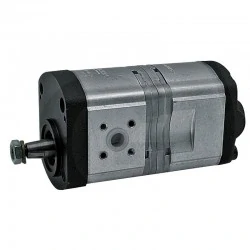 POMPE DOUBLE 4 ORIFICES 11 + 8 CC SANS DIVISEUR SANS CLAPET