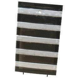 GRILLE DE CALANDRE MASSEY FERGUSON