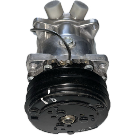 AIR CONDITIONING COMPRESSOR 
