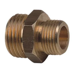 Réduction des mamelons chez l'HOMME 