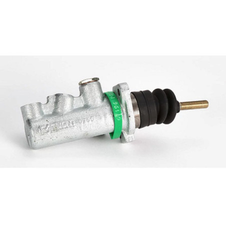 MASTER CYLINDER 