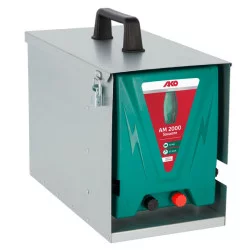 ELECTRIFICATEUR AKO SAVANNE AM 2000 - POUR BATTERIE 12V - AVEC BOITIER  METALLIQUE DE PROTECTION 