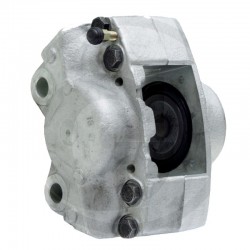 LEFT MODEL CALIPER LOWER OIL INLET AT THE BOTTOM (3 BLEEDERS)