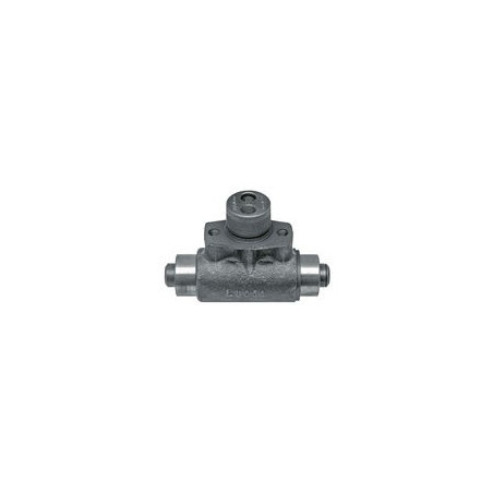 BRAKE CYLINDER (RIGHT)