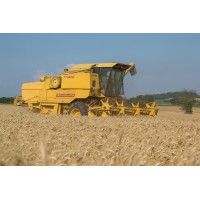 Complete range of New Holland Clayson 8000 series combine belts