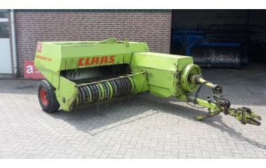 Presse moyenne densité Claas Markant