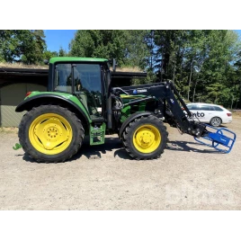 John Deere 6230